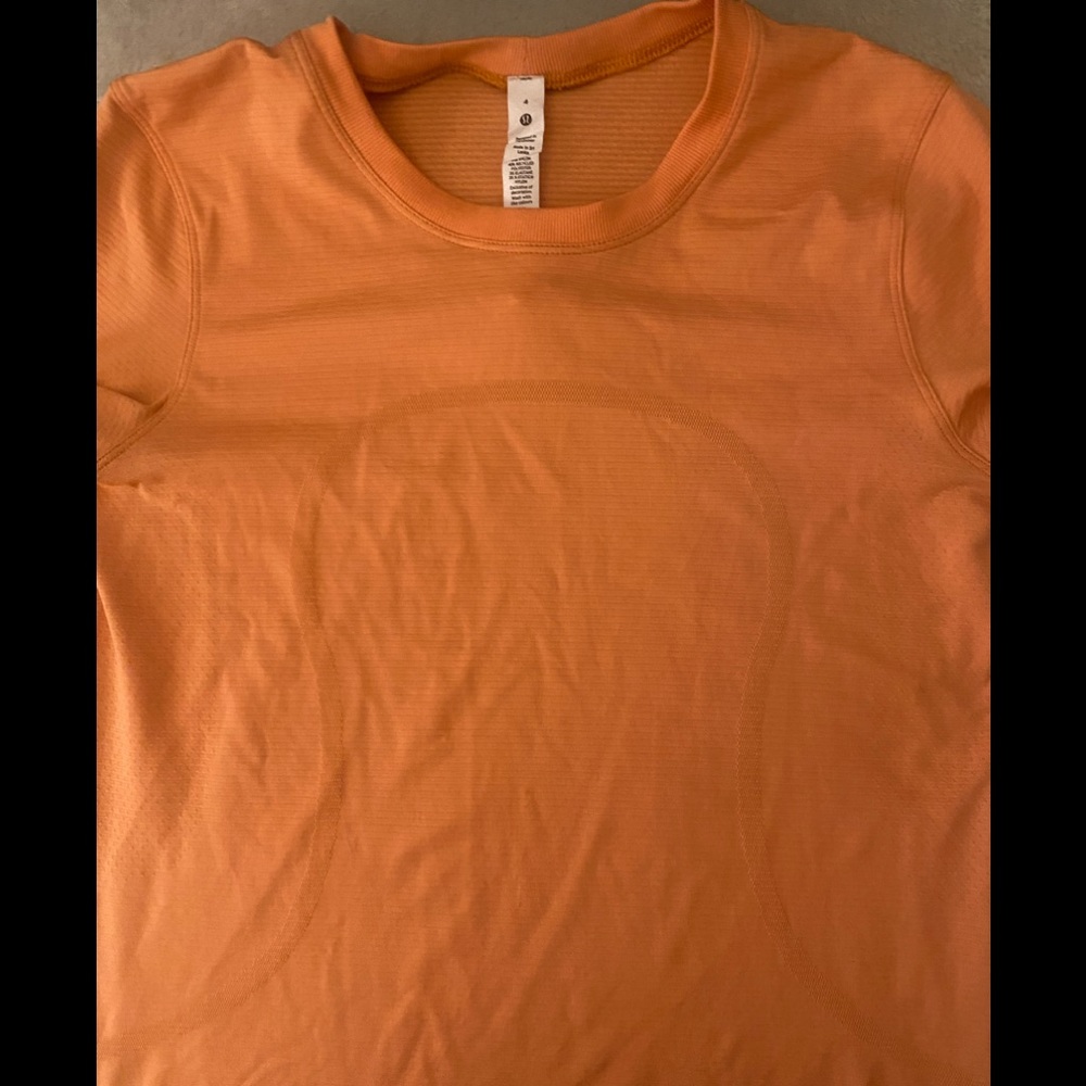 Lululemon Swiftly Breathe Top
